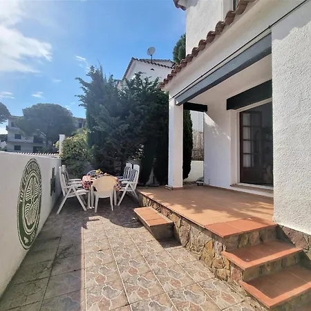 Beautiful With Communal Pool L'Escala